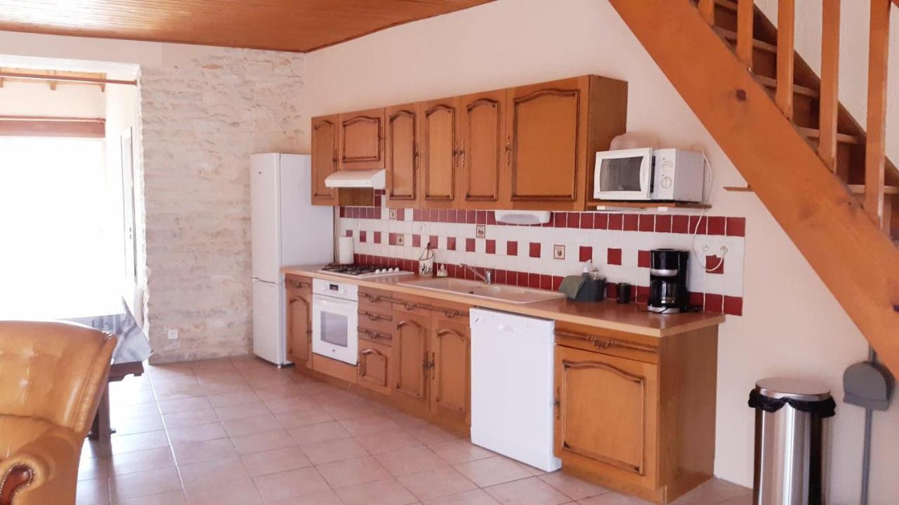 Gites Le Clos De Lamie Avec 2 Piscines Privees Fossemagne ภายนอก รูปภาพ